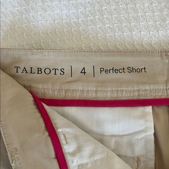 NWT Talbots sz 4 “Perfect Short 10.5” inseam khaki/tan - 4 pockets, too! - Picture 5 of 7